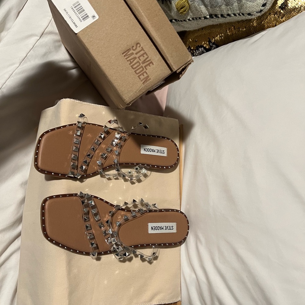 Brand new in box, Steve Madden stud sandals - Picture 2 of 4